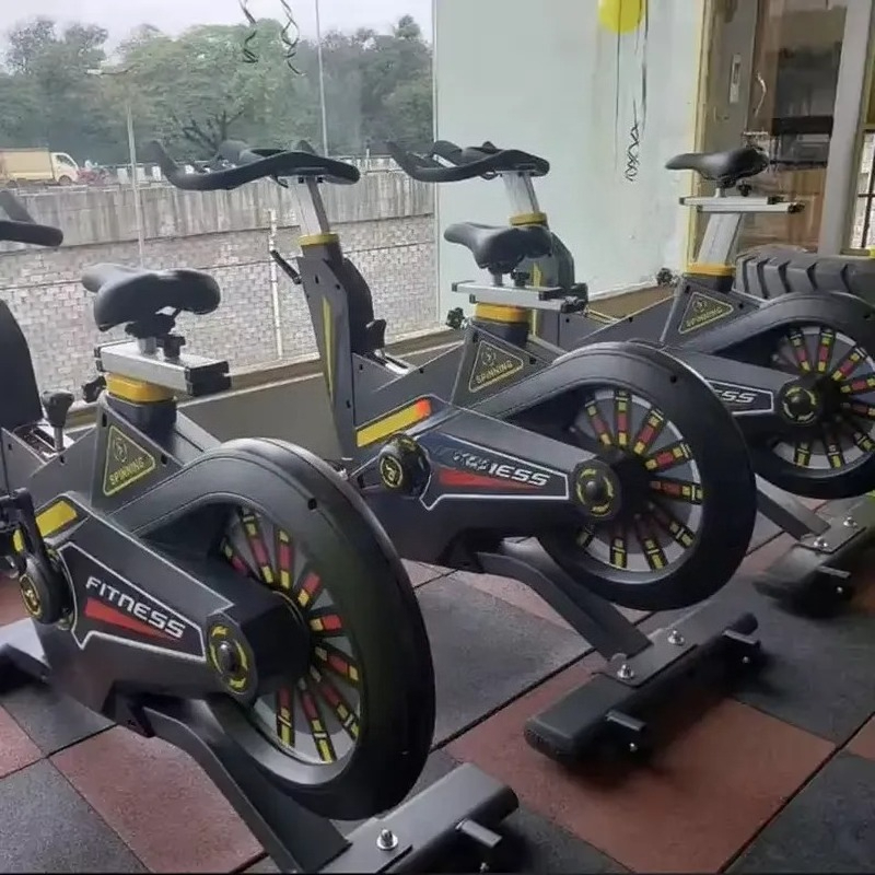 Profesjonalny rower spinningow – Home Gym Bike recenzja i cena