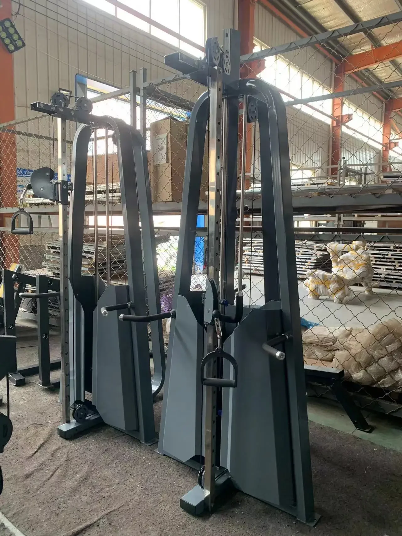 Hurtownia sprzętu do ćwiczeń w – Home Gym Rack With Cables recenzja i cena